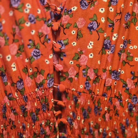 RAMBLING ROSE GOWN From the SPELL COLLECTIVE - Picture 7 of 10